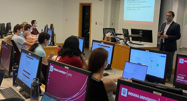 Sagar Samtani, assistant professor of operations and decision technologies at the IU Kelley School of Business, lectures on topics related to artificial intelligence at IU. Courtesy: George Vlahakis, IU Kelley School of Business